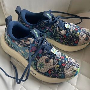 Asics Noosa Tri 16 limited edition: Dia De Los Muertos